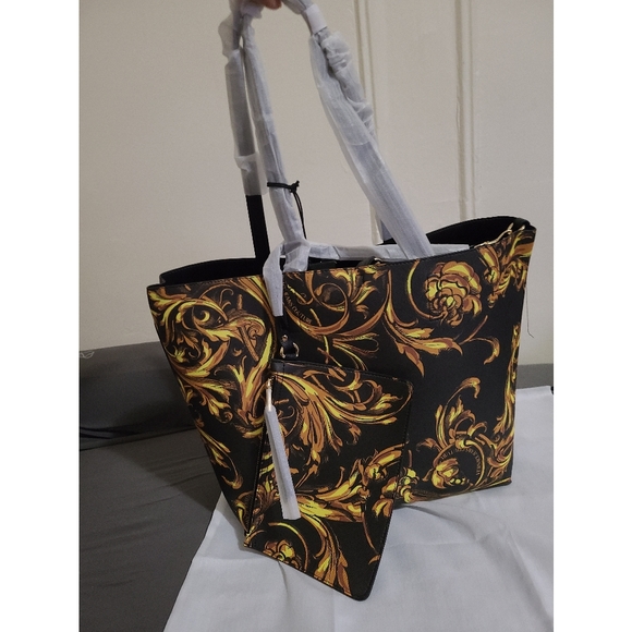 Versace Bag - Picture 12 of 12